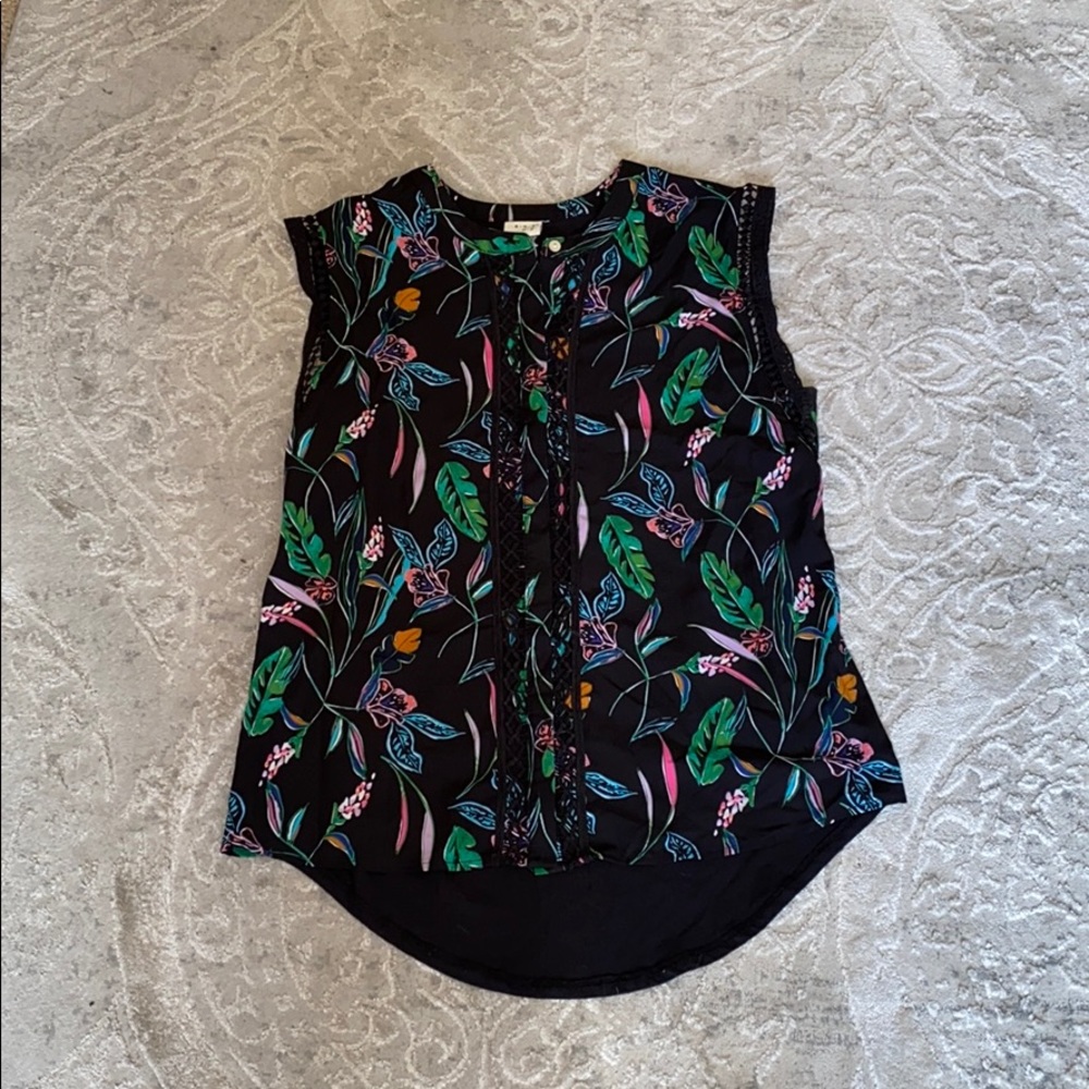 “A New Day” spring top with thoughtful detail
